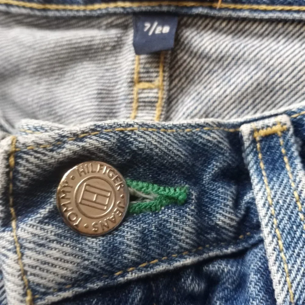 Vintage 90'sTommy Hilfiger Medium Wash Jeans